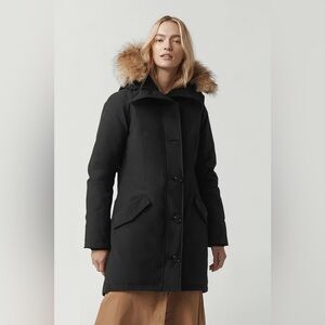 Canada Goose Rossclair Parka with Coyote Fur